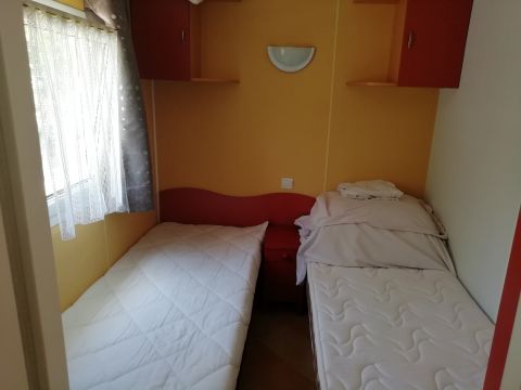 Mobil-home  Lzan - Location vacances, location saisonnire n66769 Photo n2