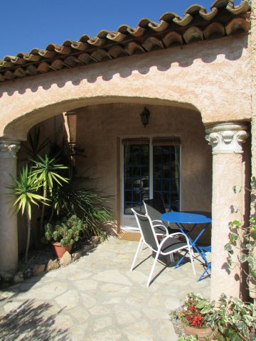 Studio in Grimaud, cte d'Azur - Vakantie verhuur advertentie no 66956 Foto no 1