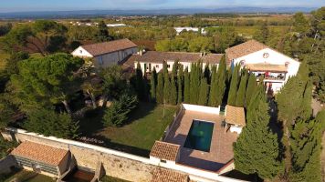 Finca en Carcassonne para  14 •   con terraza 