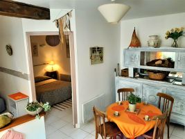 Appartement  Rochefort pour  4 •   2 toiles 