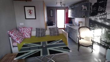 Studio � Soings-en-sologne pour  3 &bull;   &bull;  animaux accept�s (chien, chat...) 