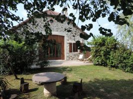 Gite in Conques-en-rouergue fr  5 •   mit Terrasse 