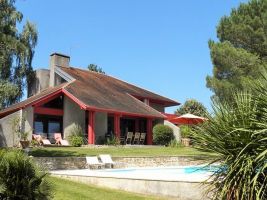 Villa d'architecte ,vue - Piscine au sel chauffe,clim,espace 2S.De ba...