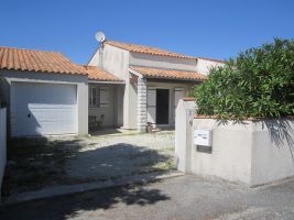 Maison  La bre les bains pour  5 •   avec terrasse 