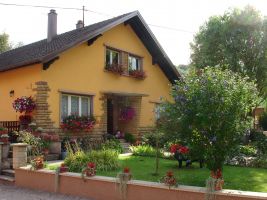 Gite  Maisonsgoutte pour  4 •   avec terrasse 