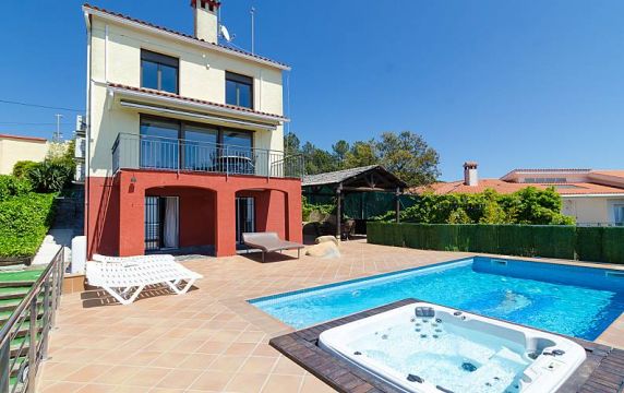 Haus in Lloret de Mar  - Anzeige N  67366 Foto N1