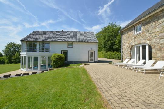 Haus in Thirimont fr  9 •   mit privat Schwimmbad 