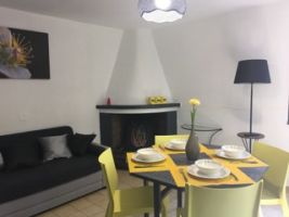 Flat in Ile rousse for   4 •   animals accepted (dog, pet...) 