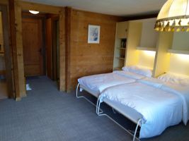 Appartement in Gassenboden 32 fr  2 •   Privat Parkplatz 