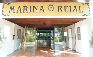 Apartamento en Rosas para  4 •   con piscina privada 