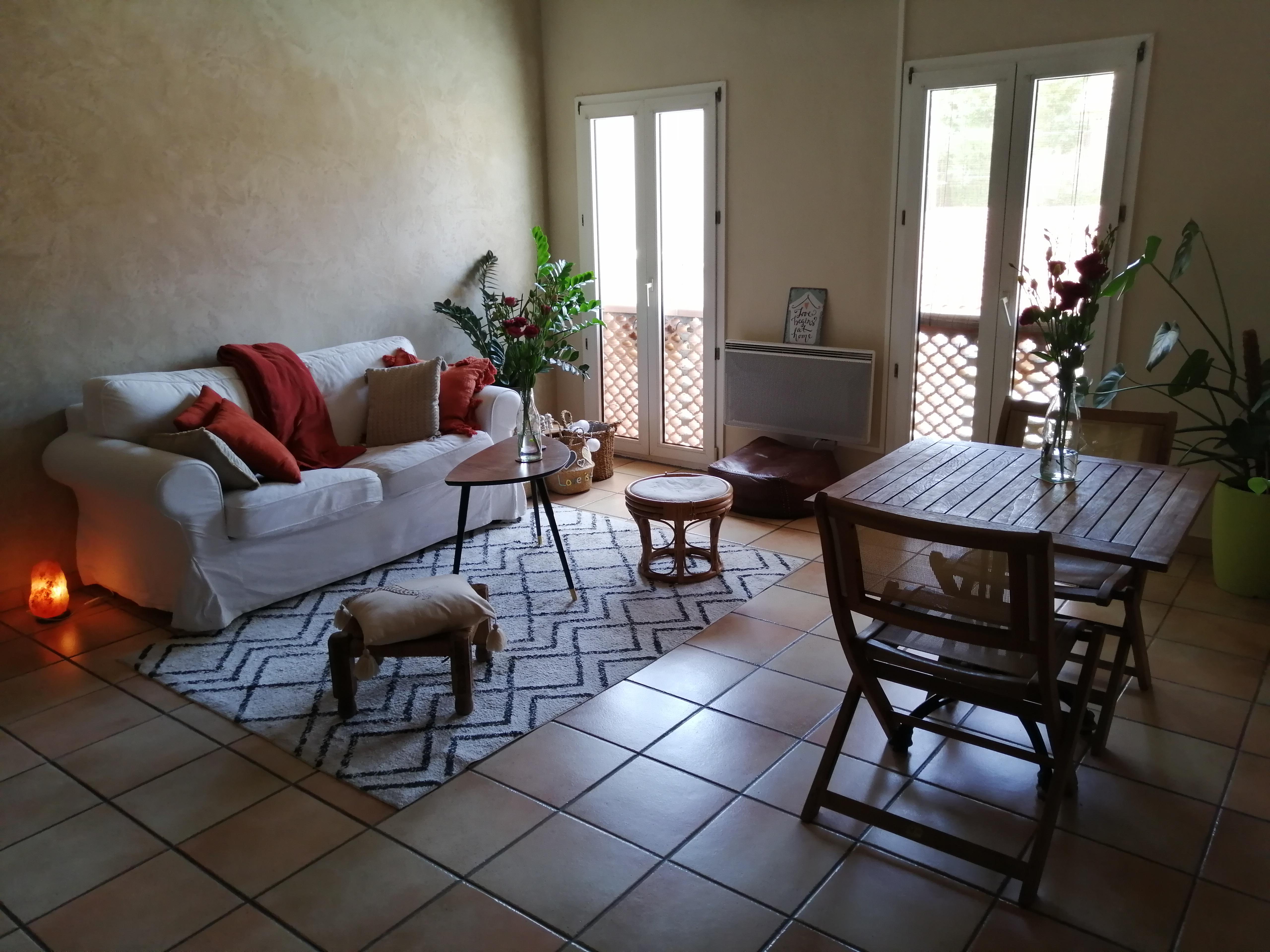 Appartement  La ciotat pour  2 •   cour 