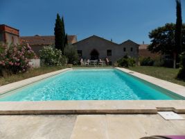 House in Montady for   10 •   with private pool 