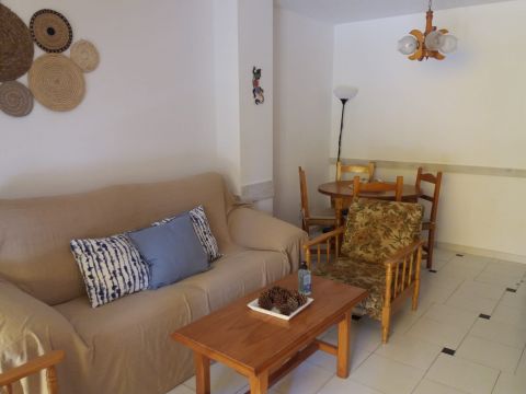 House in Alicante - Vacation, holiday rental ad # 69084 Picture #4