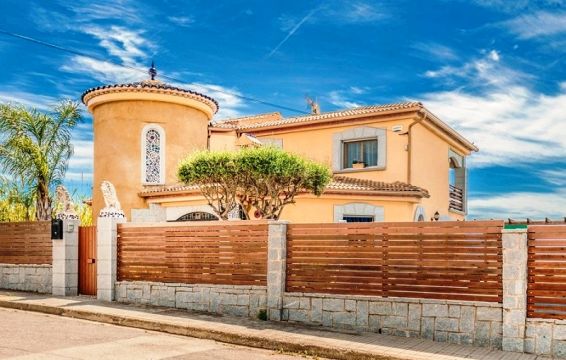 Chalet  Pineda de Mar - Location vacances, location saisonnire n69347 Photo n2