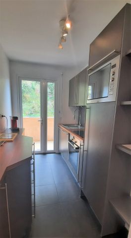 Flat in Cassis - Vacation, holiday rental ad # 69440 Picture #5