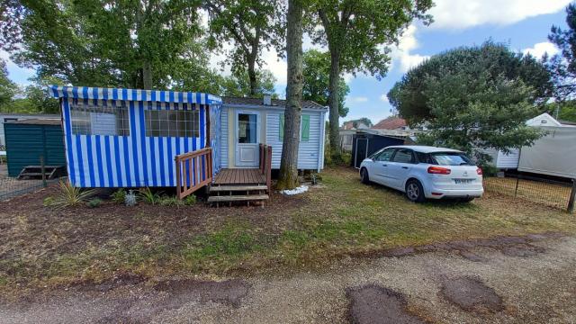 Mobil-home  La tremblade pour  6 •   3 toiles 