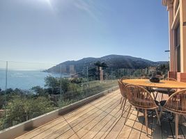 House in Théoule sur mer for   12 •   view on sea 