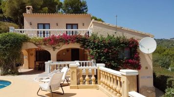 House in Benissa for   8 •   view on sea 