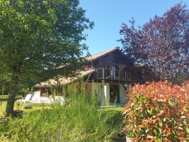 Gite in Losse for   5 •   private parking 