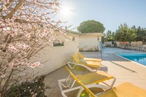 House in Narbonne for   6 •   with private pool 