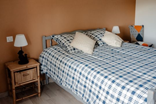 Gite in Gelles - Vacation, holiday rental ad # 70364 Picture #2