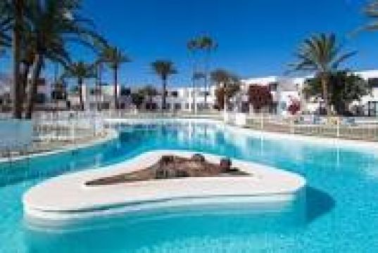 Flat in Corralejo - Vacation, holiday rental ad # 70667 Picture #0