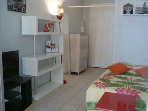 Flat in St franois  - Vacation, holiday rental ad # 70859 Picture #1