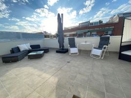 Appartement in Vilanova i la geltru fr  6 •   mit Terrasse 