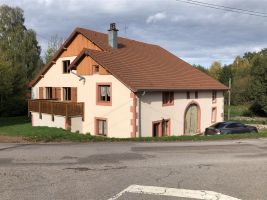 Bauernhof in Grardmer fr  6 •   1 Schlafzimmer 