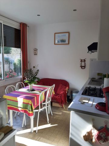 Flat in Hyeres - Vacation, holiday rental ad # 71285 Picture #1