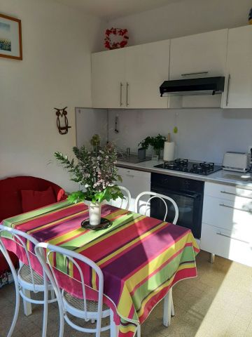 Flat in Hyeres - Vacation, holiday rental ad # 71285 Picture #2