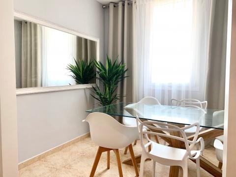 Appartement  Barcelone pour  4 •   parking priv 