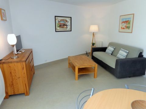 Flat in Ste - Vacation, holiday rental ad # 71642 Picture #2