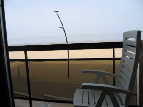Flat in De Panne - Vacation, holiday rental ad # 71711 Picture #3 thumbnail