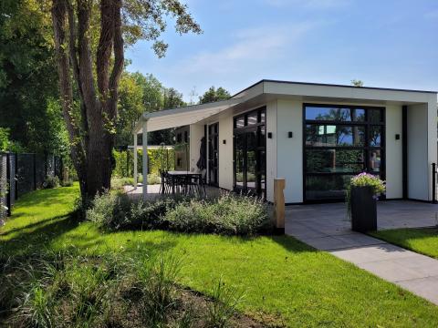 Chalet in Cromvoirt voor  6 •   met zwembad in complex 