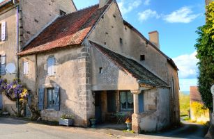 Gite  Chatelus-malvaleix pour  4 •   avec terrasse 