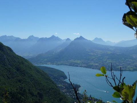 Lac-d'annecy photo