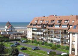 Flat in Villers sur mer for   2 •   with balcony 