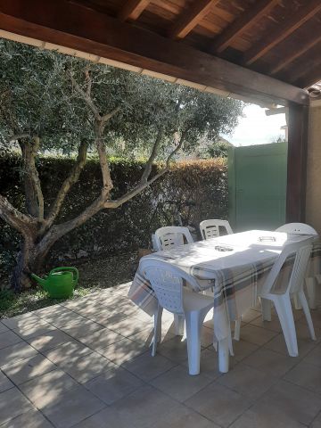 Huis in Eyguieres  - Vakantie verhuur advertentie no 72056 Foto no 4