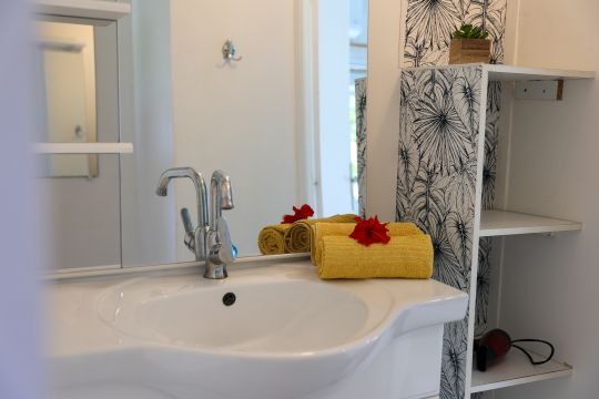Bungalow � Saint-francois - Location vacances, location saisonni�re n�76244 Photo n�3