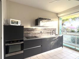 Appartement � Saint-fran�ois pour  6 &bull;   &bull;  avec piscine partag�e 
