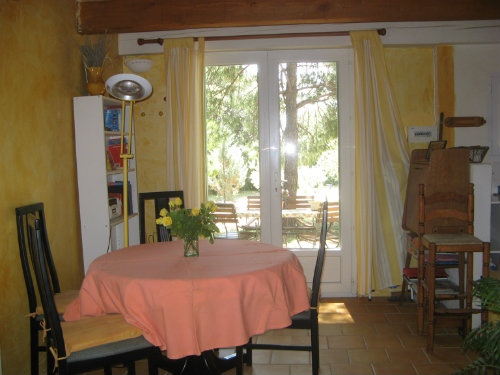 Maison à Lambesc - Location vacances, location saisonnière n°19214 Photo n°9
