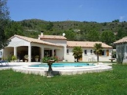 Casa en Limoux para  6 •   con piscina privada 