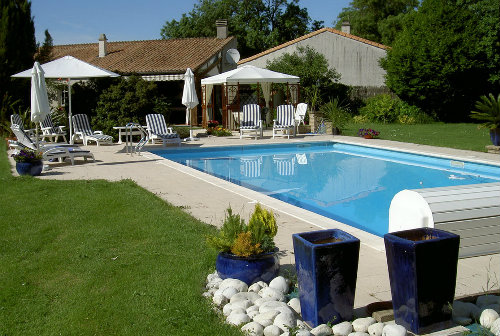 Gite  Saint georges du bois pour  4 •   avec piscine prive 