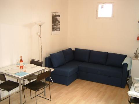 Studio in Parijs - Vacation, holiday rental ad # 21199 Picture #2