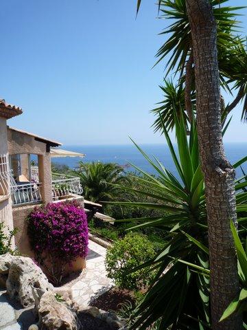 Flat in Antheor - Vacation, holiday rental ad # 21330 Picture #1 thumbnail