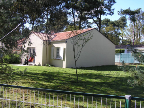 Casa en Saint brevin l ocean para  8 •   con terraza 