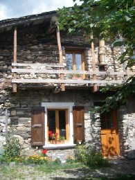 Haus in Besse en oisans fr  5 •   2 Schlafzimmer 