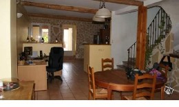 Gite in Ouveillan for   6 •   animals accepted (dog, pet...) 