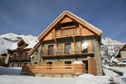 Chalet  Vaujany pour  10 •   parking priv 